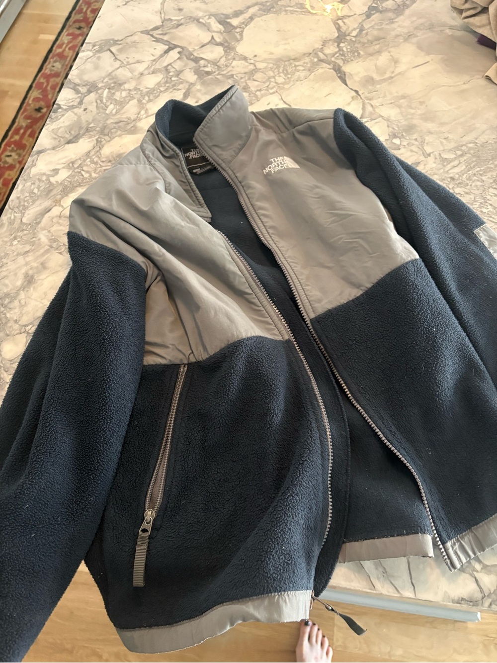 The North Face kids XL or w small Two-Tone Gray & Navy Fleece Jacket